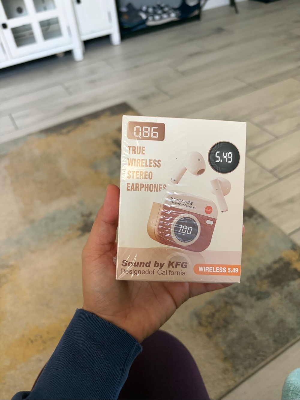 Q86 True Wireless Stereo Earphones - Cream & Rose Gold